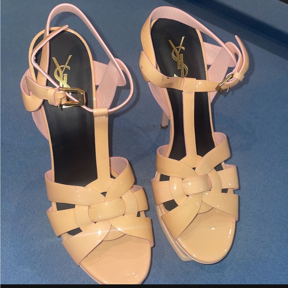 Yves Saint Laurent Heels